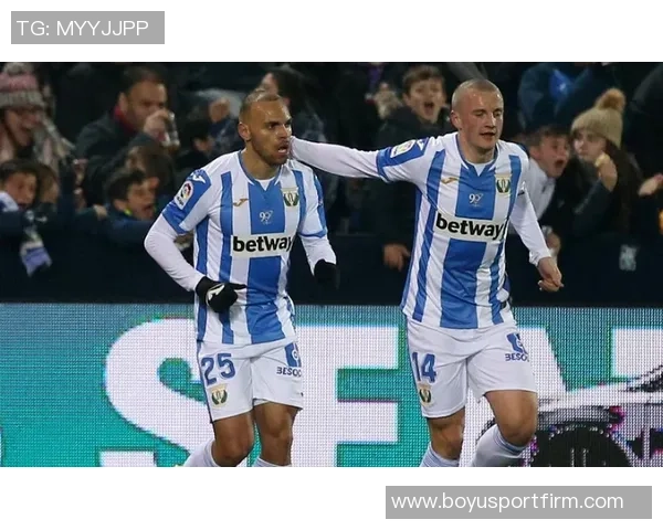 沃辛顿球探回顾：力荐本泽马给切尔西与罗德里给埃弗顿的故事